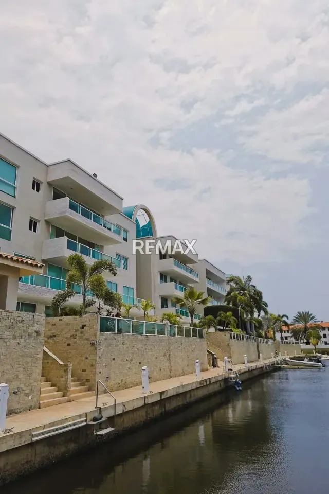 En Venta Exclusivo PH en el CR Carenero Yacht Club - 7
