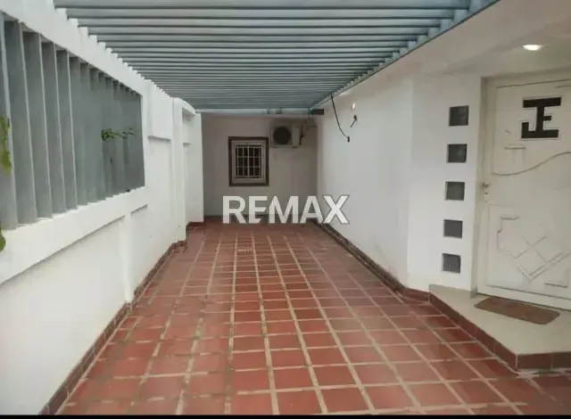CASA EN VENTA EN CLUB HÍPICO, ZONA OESTE - 5