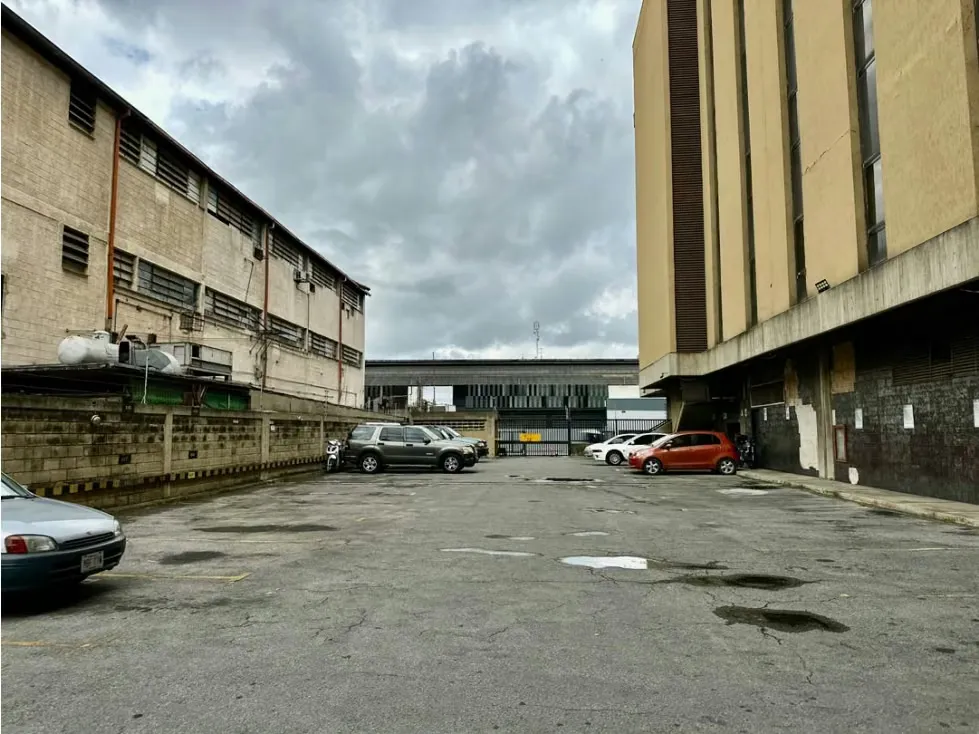 Se vende Oficina 107m² Los Ruices - 3
