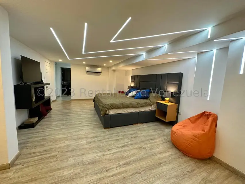 Apartamento (1 Nivel) en Venta en La Urbina, Distrito Metropolitano - 11
