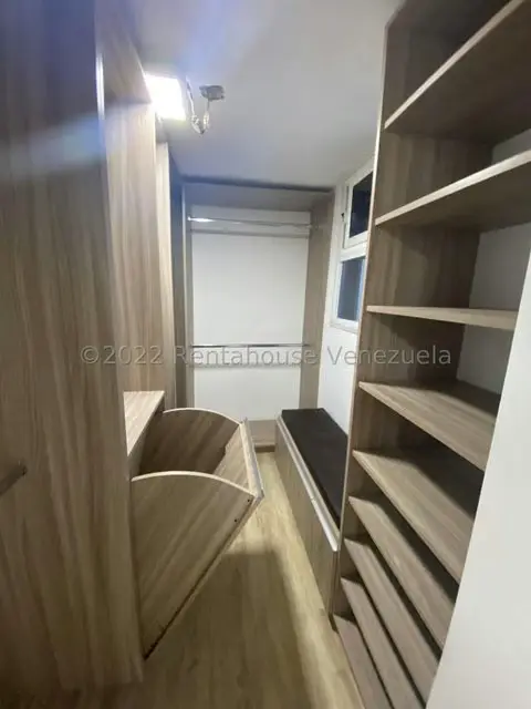 Apartamento (1 Nivel) en Venta en La Urbina, Distrito Metropolitano - 13