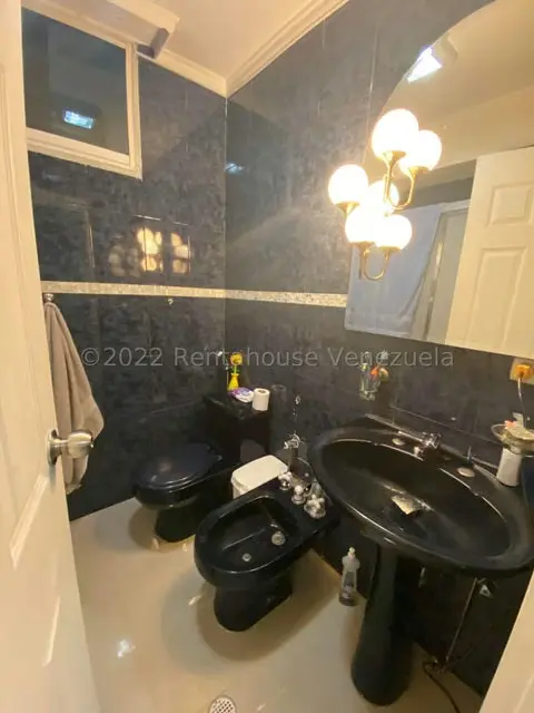 Apartamento (1 Nivel) en Venta en La Urbina, Distrito Metropolitano - 39