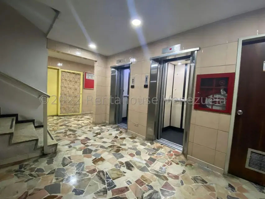 Apartamento (1 Nivel) en Venta en La Urbina, Distrito Metropolitano - 41