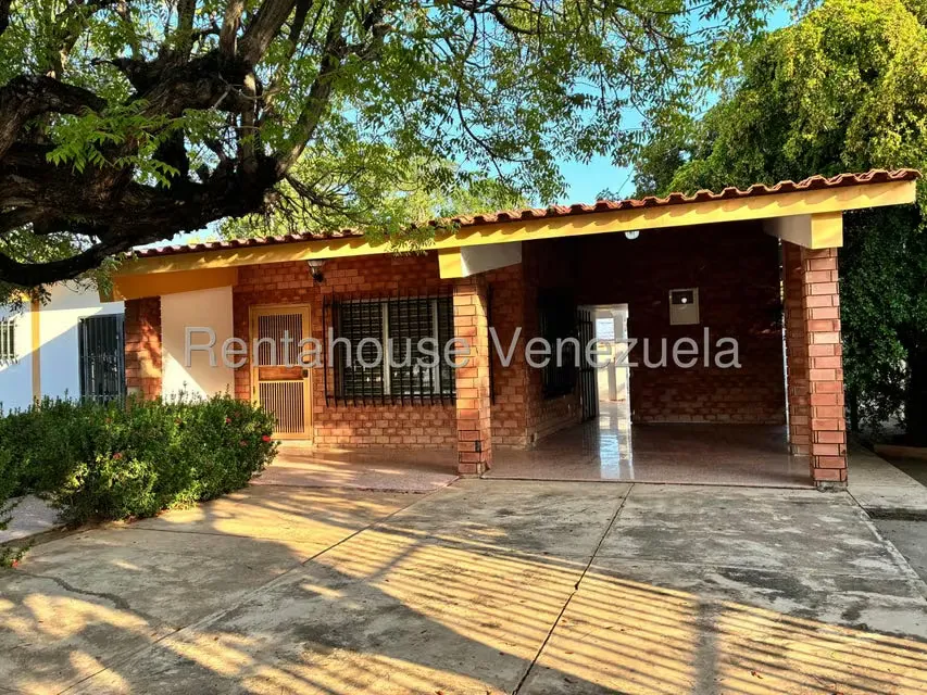 Casa (1 Nivel) en Venta en Calle Piar, Zulia - 3