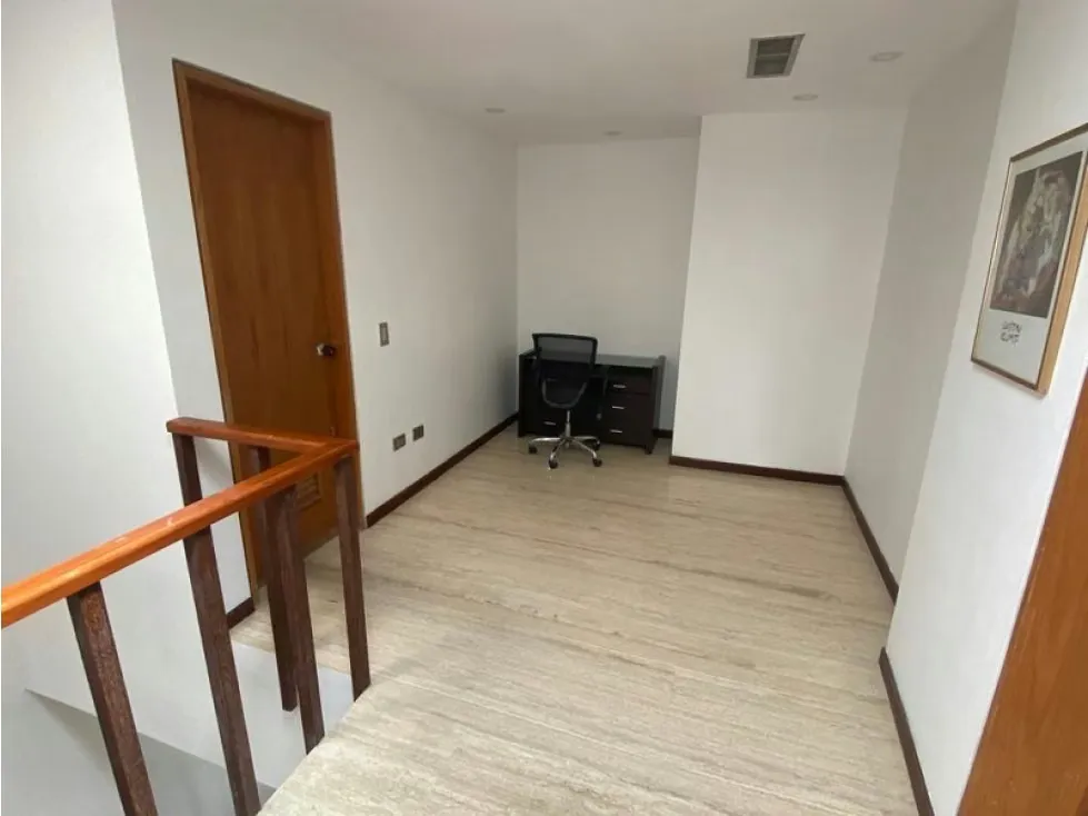 Alquilo PH dúplex 120m2 Calle Suapure Colinas de Bello Monte 5608 - 9