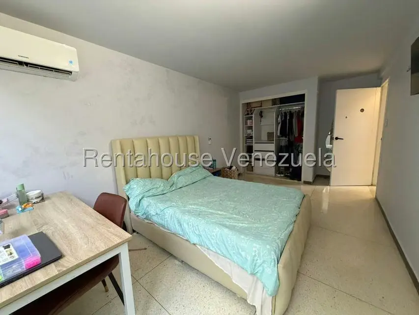 Casa (Multipes Niveles) en Venta en Prados del Este, Distrito Metropolitano - 26
