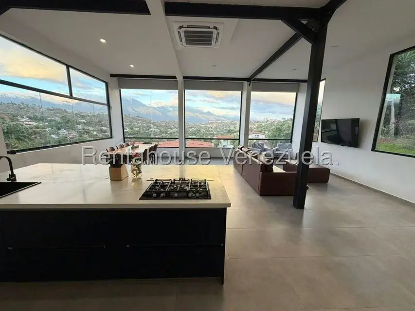 Casa (Multipes Niveles) en Venta en Prados del Este, Distrito Metropolitano - 28