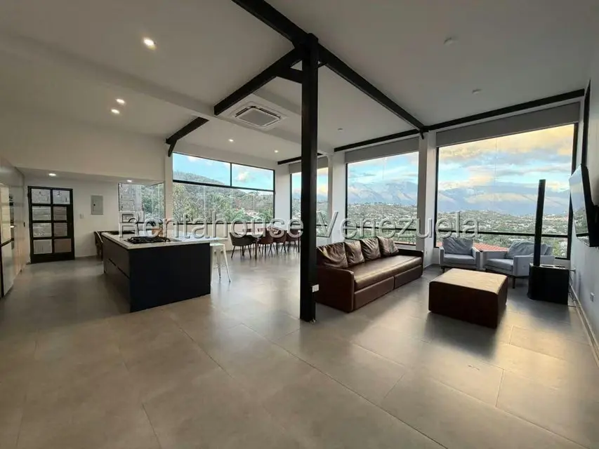 Casa (Multipes Niveles) en Venta en Prados del Este, Distrito Metropolitano - 34