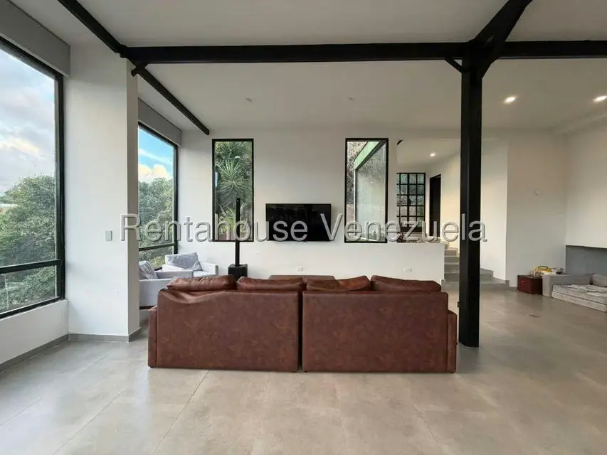 Casa (Multipes Niveles) en Venta en Prados del Este, Distrito Metropolitano - 35