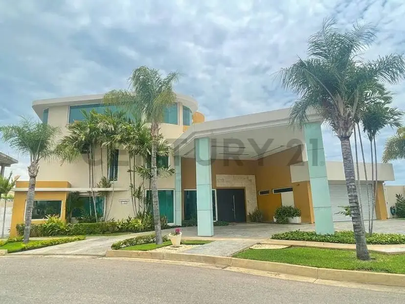 Casa en Venta en Lechería CR las Villas