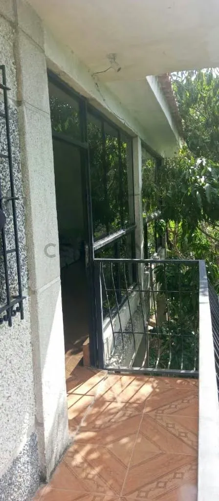 Venta de casa con terreno en Hoyo de la puerta - 18