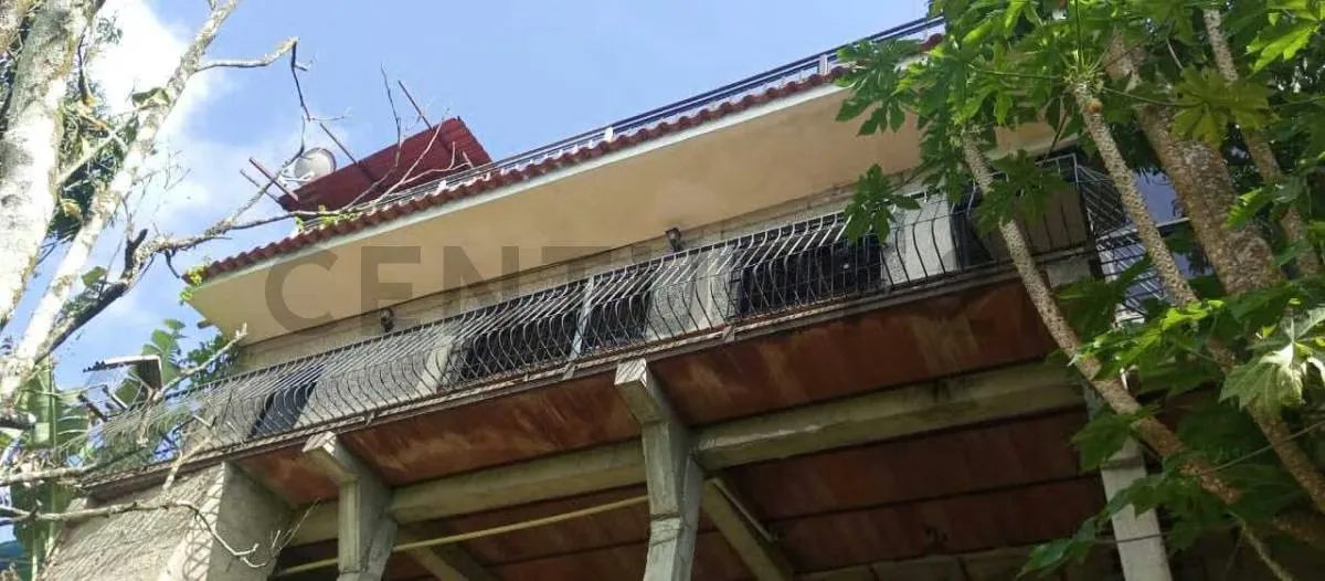 Venta de casa con terreno en Hoyo de la puerta - 6