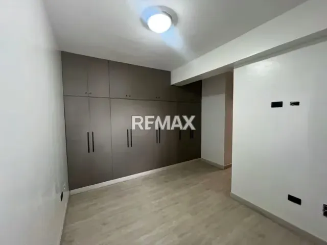 Venta Apartamento Los Mangos Res. Araks remodelado a estrenar - 8