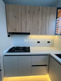 View 10