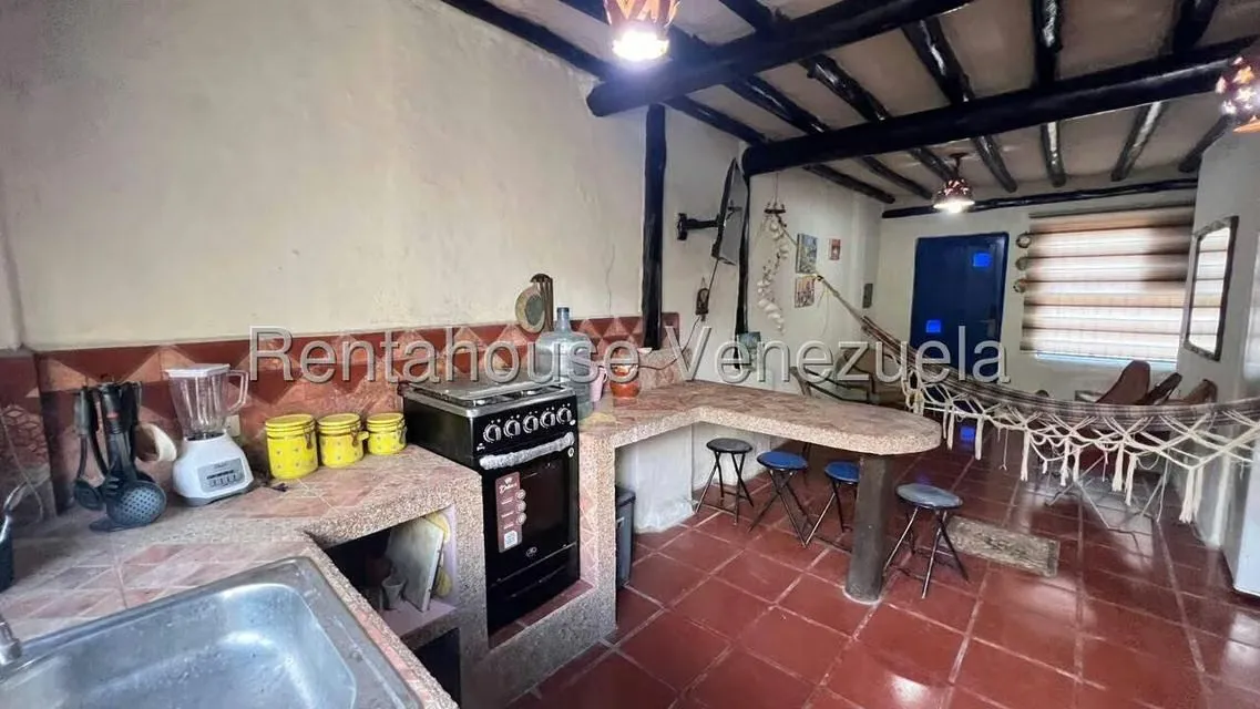 Townhouse (Duplex) en Venta en Playa Parguito, Nueva Esparta - 7
