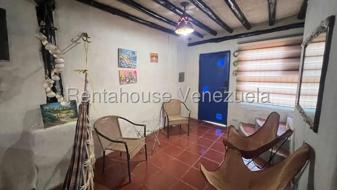 Townhouse (Duplex) en Venta en Playa Parguito, Nueva Esparta - 8