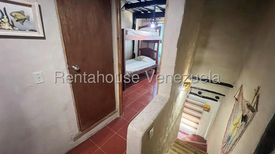 Townhouse (Duplex) en Venta en Playa Parguito, Nueva Esparta - 9