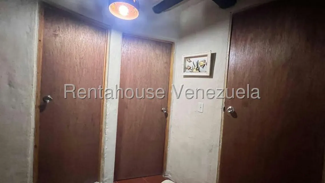 Townhouse (Duplex) en Venta en Playa Parguito, Nueva Esparta - 10