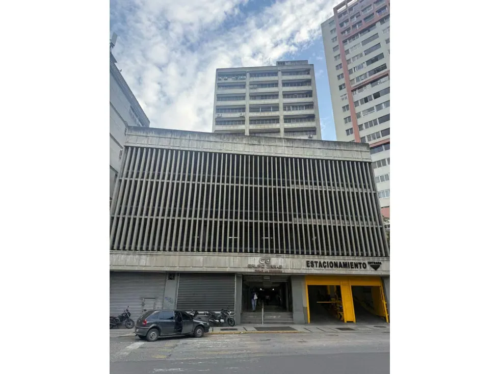 Se alquila oficina 48m2 Sábana Grande 2794