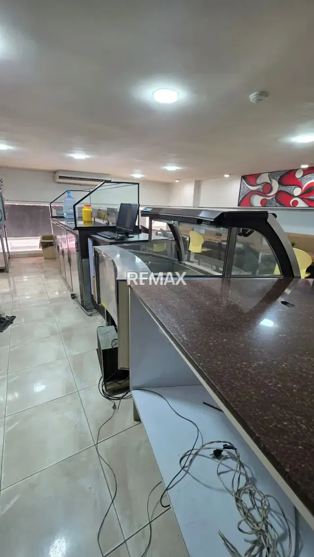 TRASPASO DE FONDO DE COMERCIO-LLAVE COMERCIAL C.C PATIO TRIGAL - 13