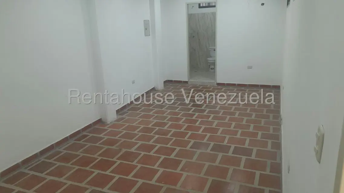 Local Comercial en Alquiler en Centro, Lara - 18