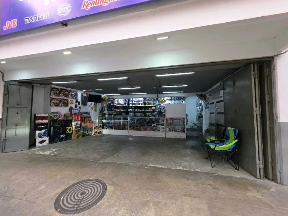 Vendo edificio 3000m2 San Bernardino 7515 - 2