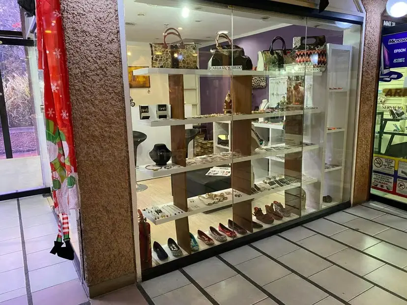 Comercial (Local Comercial) en Venta en Prados del Este, Distrito Metropolitano