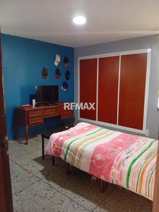 APTO EN CONJ. RES. LA FLORESTA. EDIF CARABOBO - 3