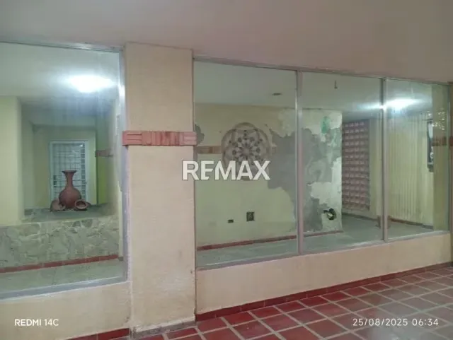 APTO EN CONJ. RES. LA FLORESTA. EDIF CARABOBO - 8