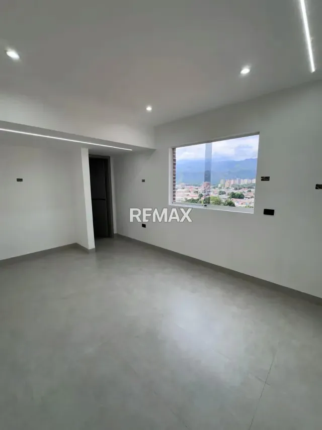 En VENTA APARTAMENTO EN URB BASE ARAGUA - 11