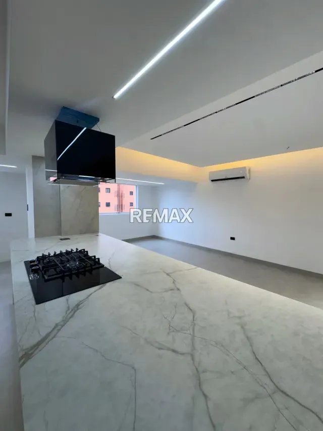 En VENTA APARTAMENTO EN URB BASE ARAGUA - 2