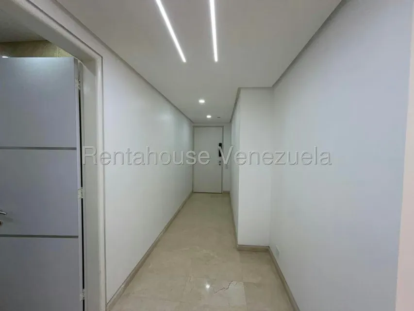 Apartamento (1 Nivel) en Venta en Altamira, Distrito Metropolitano - 11