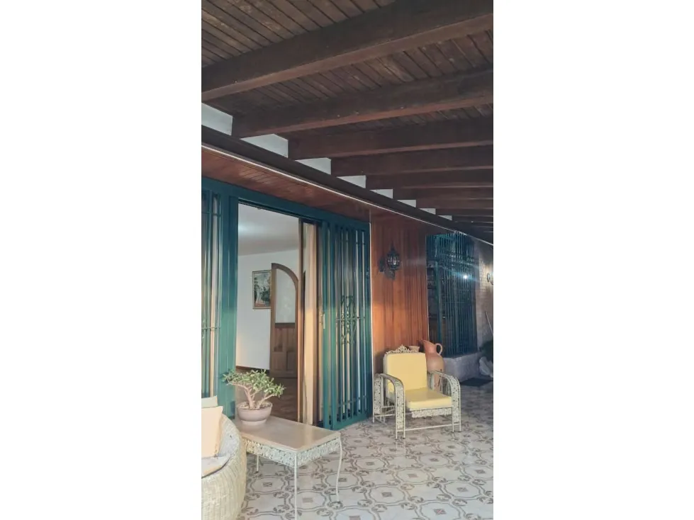 Se vende casa 360m² 4h/3.5b/5p Los Naranjos - 5