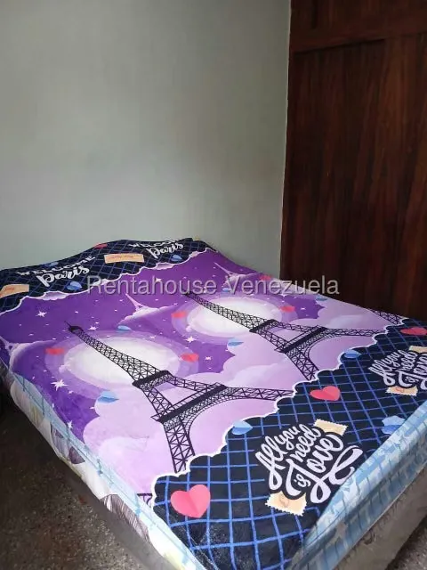 Apartamento (1 Nivel) en Alquiler en El Valle, Distrito Metropolitano - 10