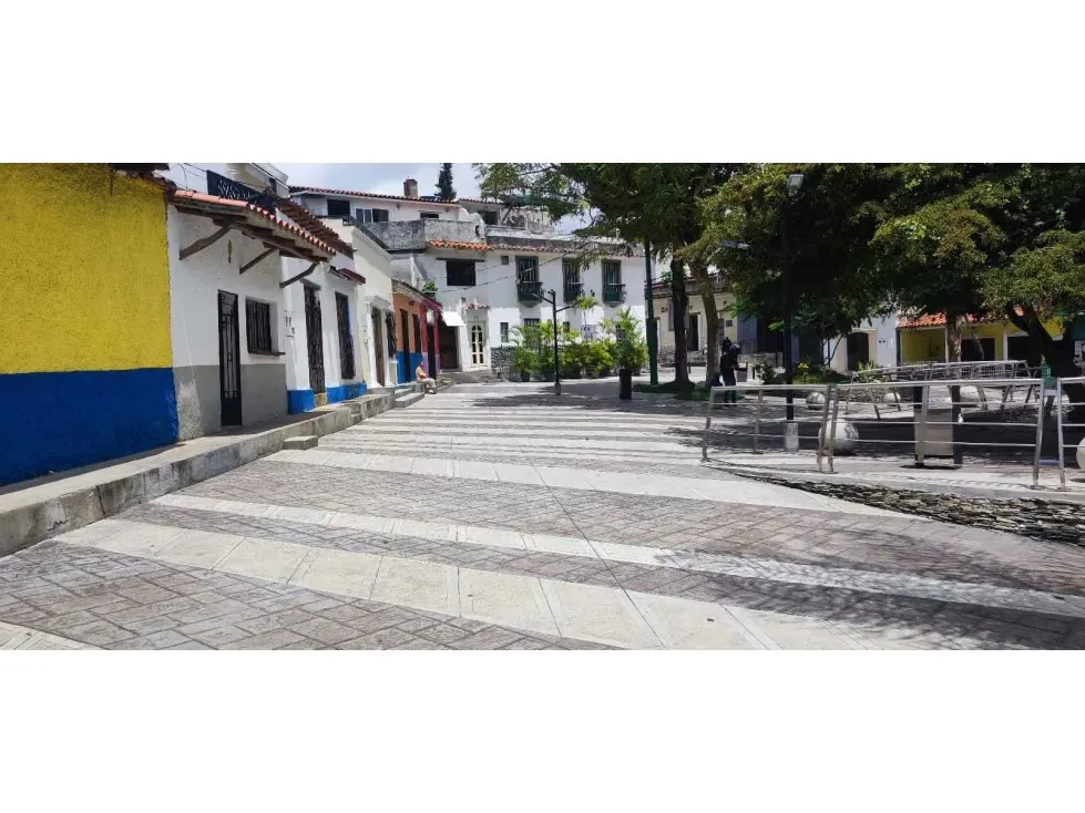 Alquilo locales desde 11 hasta 17m2 Mini Centro Comercial El Hatillo - 14