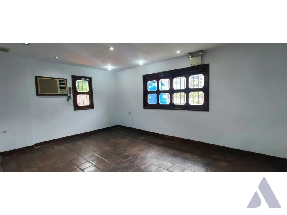 Alquilo locales desde 11 hasta 17m2 Mini Centro Comercial El Hatillo - 8