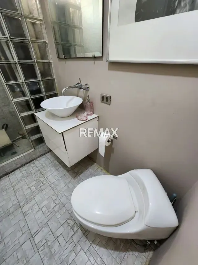 VENDE Apto en Edificio Patanemo, Sector Indio mara - 8