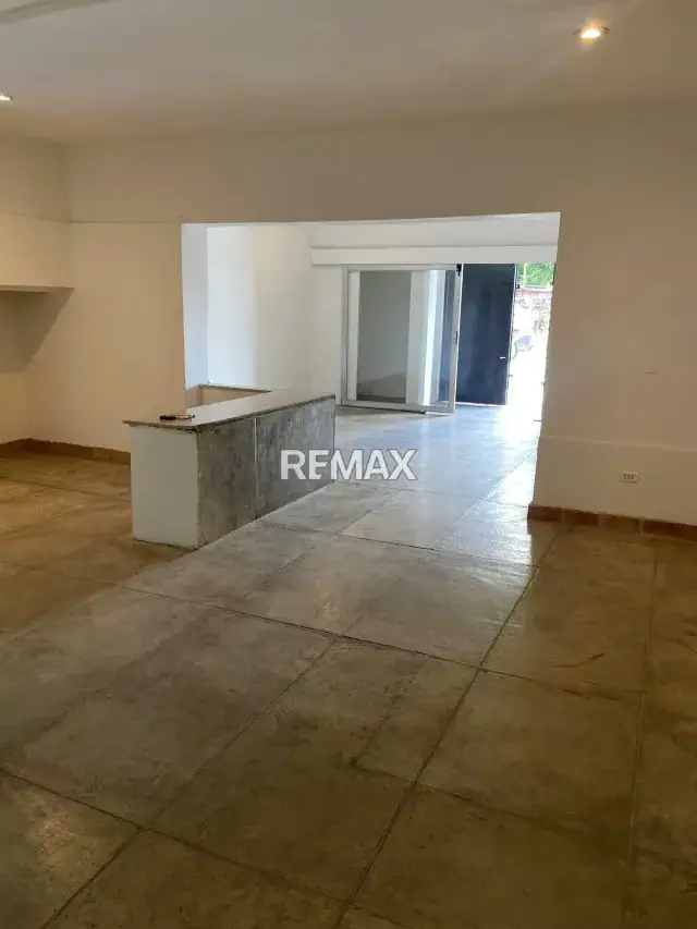 LOCAL COMERCIAL EN ALQUILER