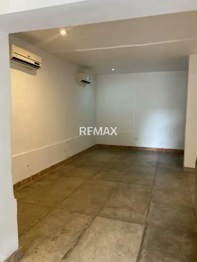 LOCAL COMERCIAL EN ALQUILER - 4