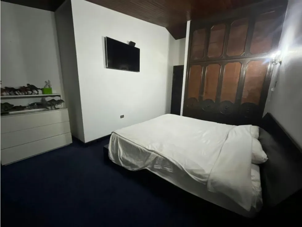 DS-Venta de casa en Montalban I 8H+S/6B+S/4P - 12