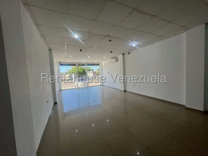 Local Comercial en Alquiler en Centro, Falcon - 4