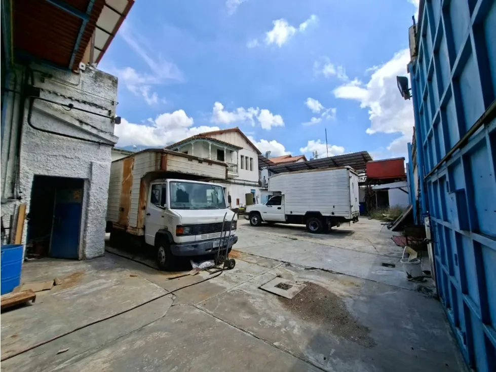 Vendo terreno (3 Casas Contiguas) 2421m2, Financ. La Florida 1697 - 13