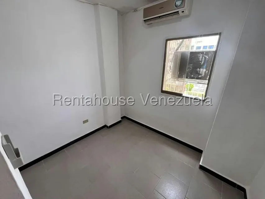 Apartamento (1 Nivel) en Venta en Conjunto Residencial Santa Barbara Suites, Aragua - 23