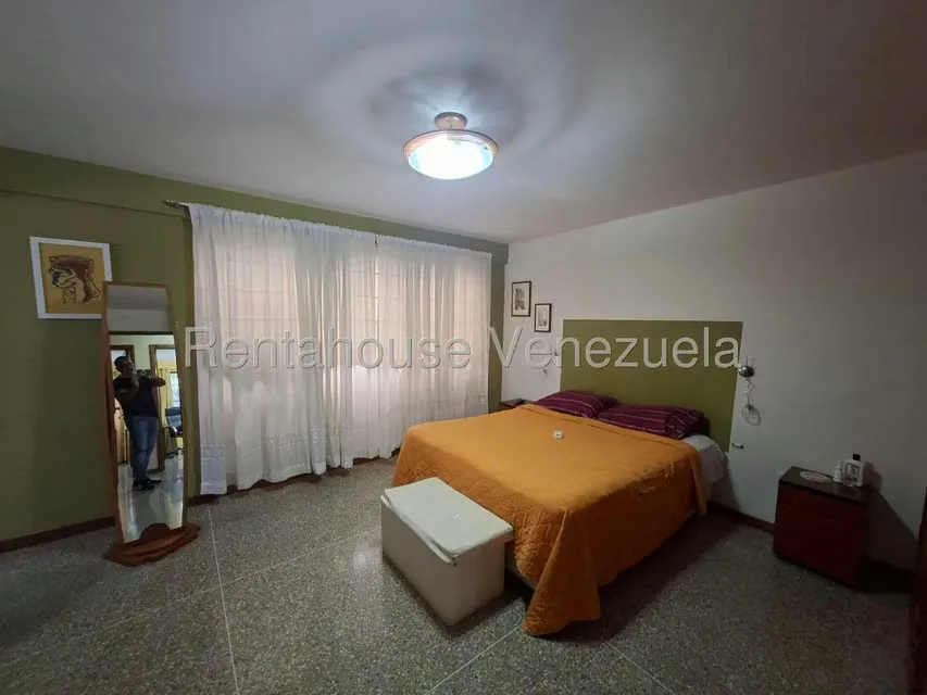 Apartamento (1 Nivel) en Alquiler en Chuao, Distrito Metropolitano - 21