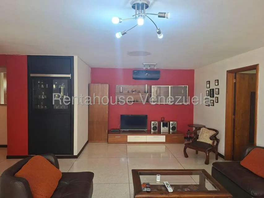 Apartamento (1 Nivel) en Alquiler en Chuao, Distrito Metropolitano - 7