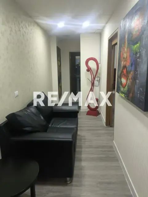Venta de Oficina en el Centro Profesional Eurobuilding, Chuao, Caracas. - 4