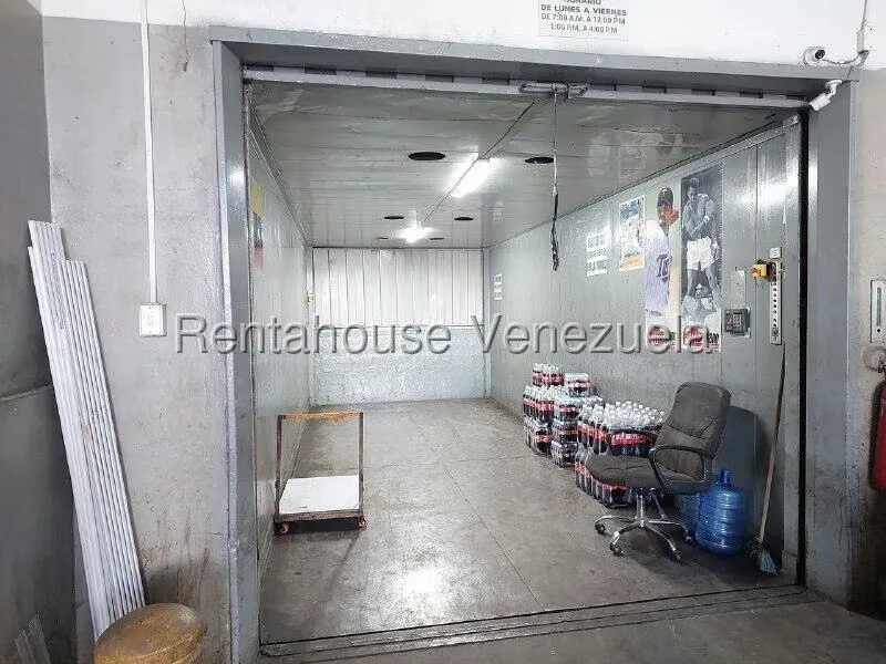 Galpon - Deposito en Alquiler en Los Cortijos de Lourdes, Distrito Metropolitano - 3