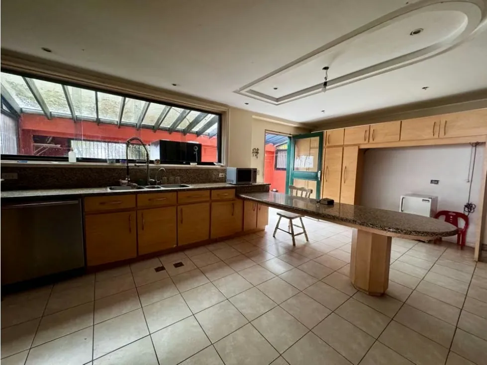 Se vende casa 850m2 La Lagunita 7504 - 18