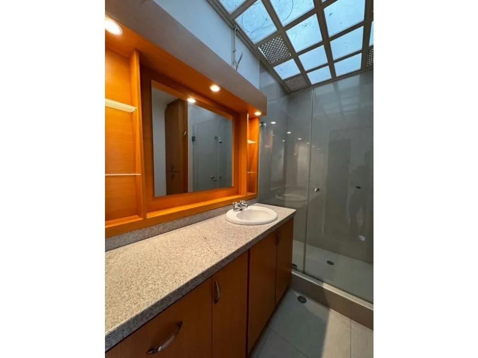 Se vende casa 850m2 La Lagunita 7504 - 33