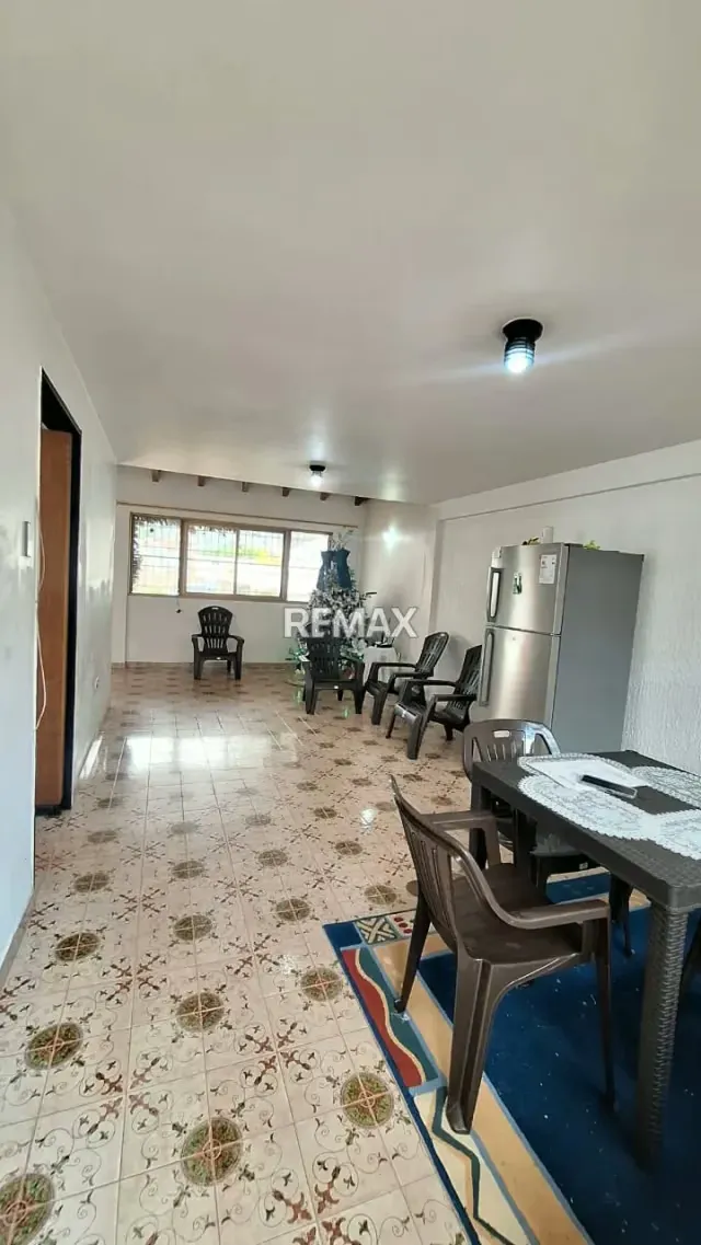 Casa en Alquiler - 3
